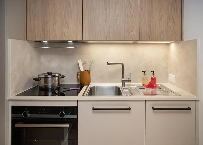 Rousserolles Rez Gauche By Interhome