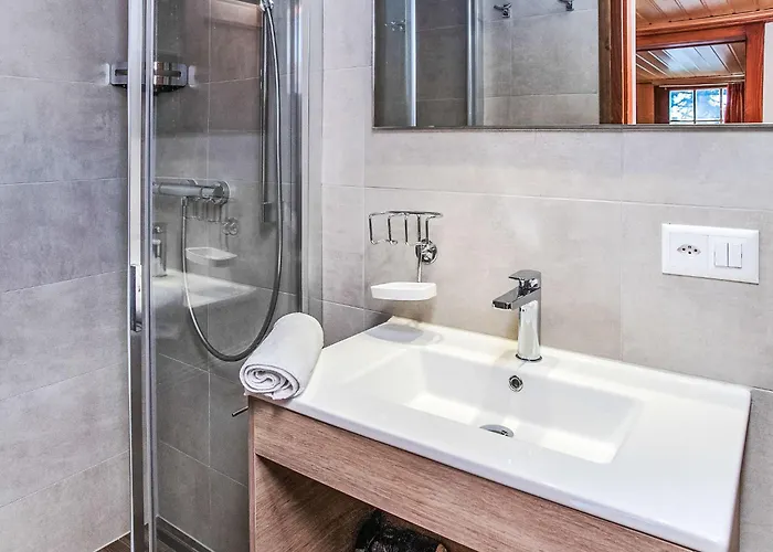 Rousserolles Rez Gauche By Interhome *