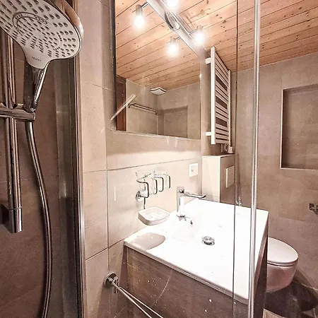 Apartment Rousserolles Rez Gauche By Interhome
